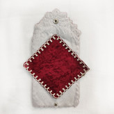 نمای قسمت داخلی جانماز کیفی مخمل زرشکی