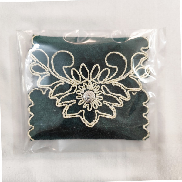 نمای جانمازجیبی مخمل سبز